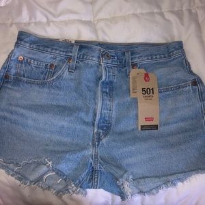 Women’s 501 Levi Shorts
